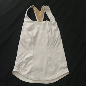 🌟white running top